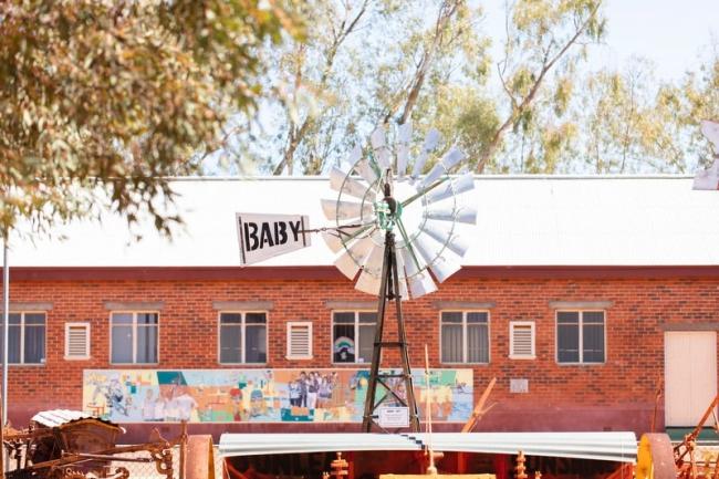 Bargain ‘baby’ windmill