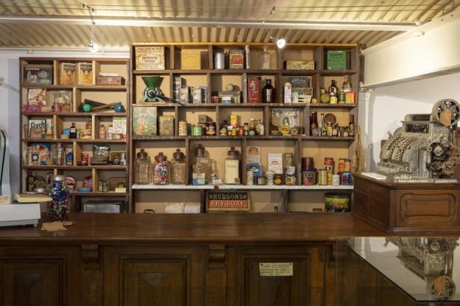 Bovell Shop Counter