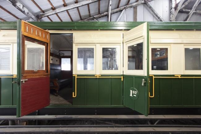 Railway carriage