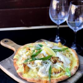 Pizzaca Pizzeria & Caffe