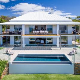 Private Properties Holiday Homes - Eagle Bay