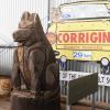Dog in a ute queue – World Record holders