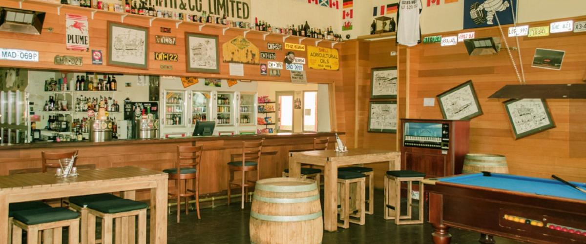 Cunderdin Pub "Etamogah Pub"