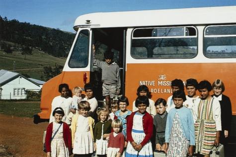 Children with the Roelands Native Mission bus