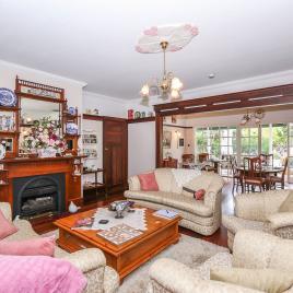 Rosebridge House Bed and Breakfast